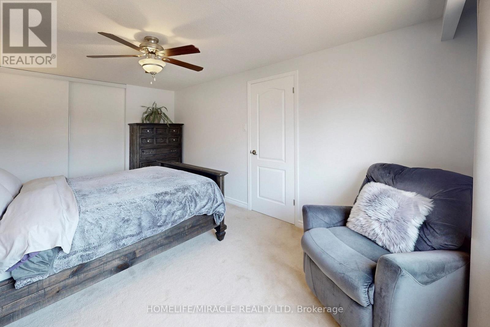 3489 Woodhurst Crescent, Mississauga, Ontario  L5L 1N3 - Photo 22 - W12957390