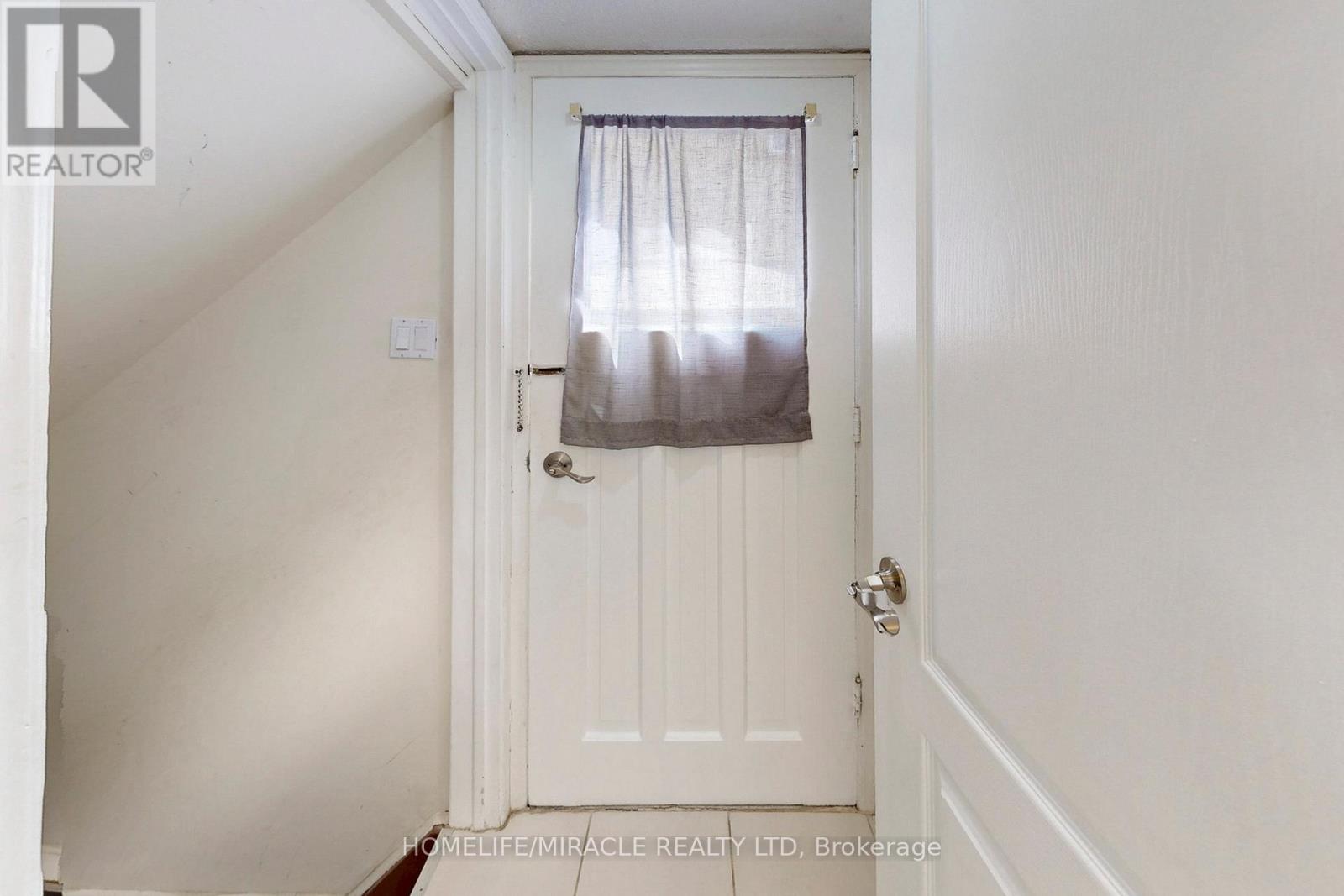 3489 Woodhurst Crescent, Mississauga, Ontario  L5L 1N3 - Photo 29 - W12957390