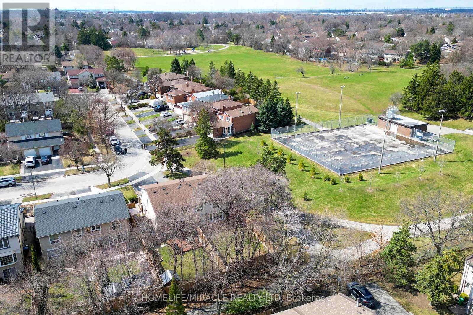 3489 Woodhurst Crescent, Mississauga, Ontario  L5L 1N3 - Photo 47 - W12957390