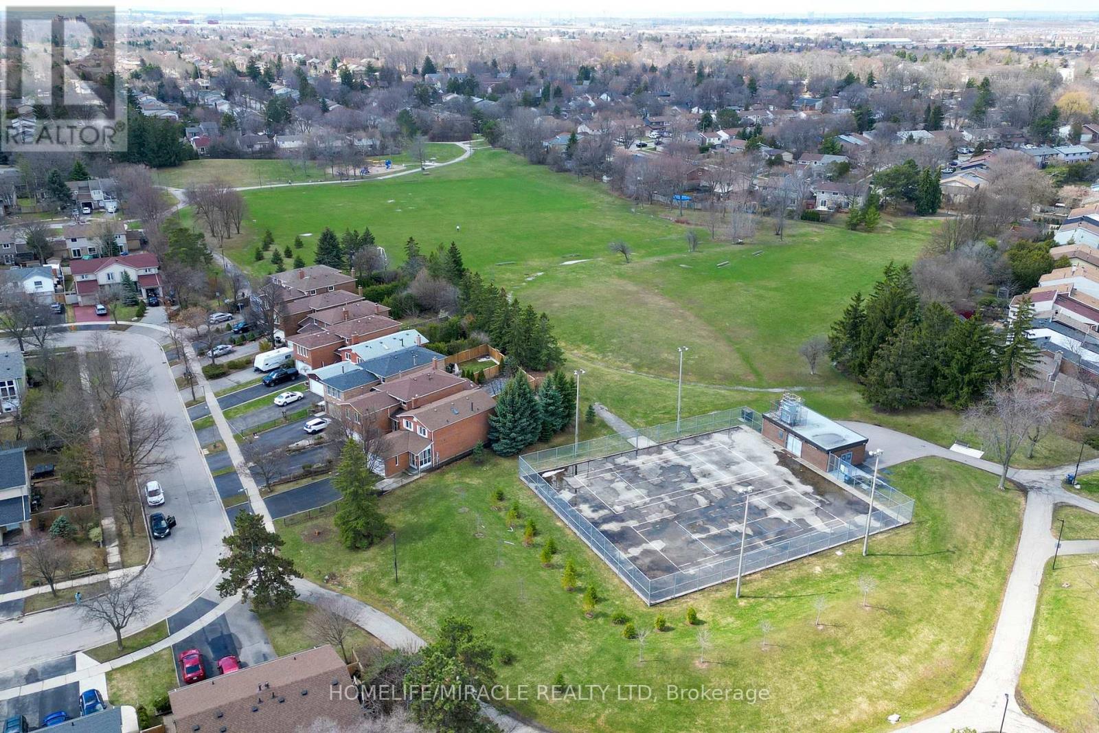 3489 Woodhurst Crescent, Mississauga, Ontario  L5L 1N3 - Photo 49 - W12957390