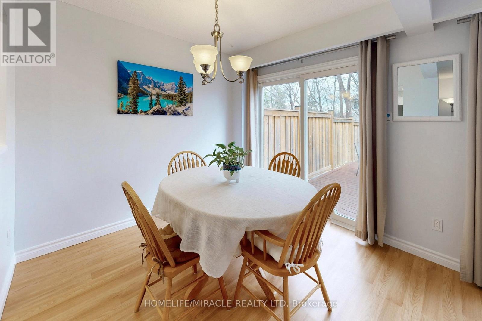 3489 Woodhurst Crescent, Mississauga, Ontario  L5L 1N3 - Photo 9 - W12957390