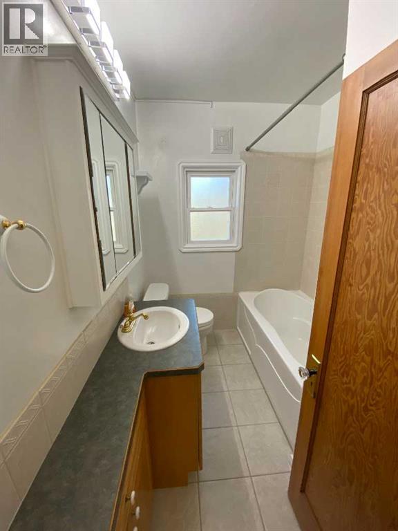 518 4 Avenue W, Brooks, Alberta  T1R 0B3 - Photo 13 - A2280042