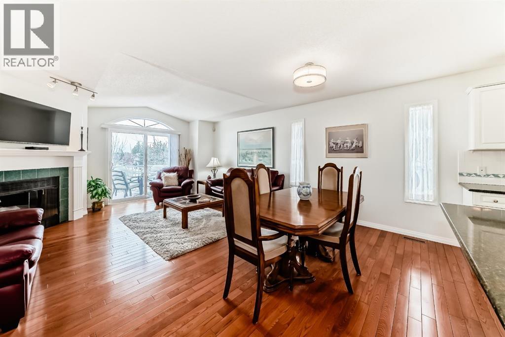 157 Hawkstone Manor NW, Calgary, Alberta  T3G 3X2 - Photo 11 - A2294301