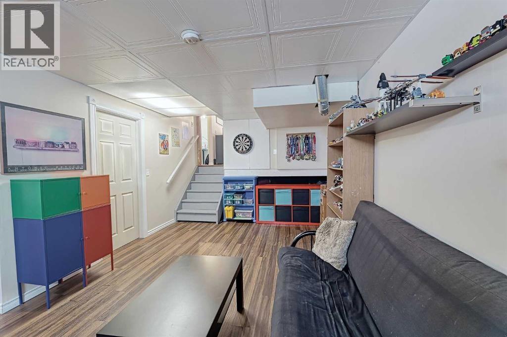 15 Edgeland Mews Nw, Calgary, Alberta T3A 4C9 - Photo 38 - A2295037