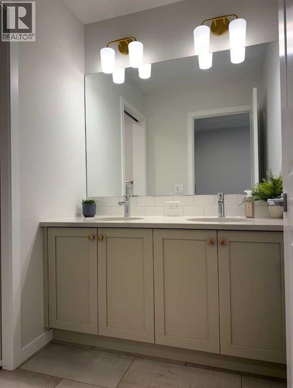 831 Bayview Terrace SW, Airdrie, Alberta  T4B 4G2 - Photo 28 - A2295427