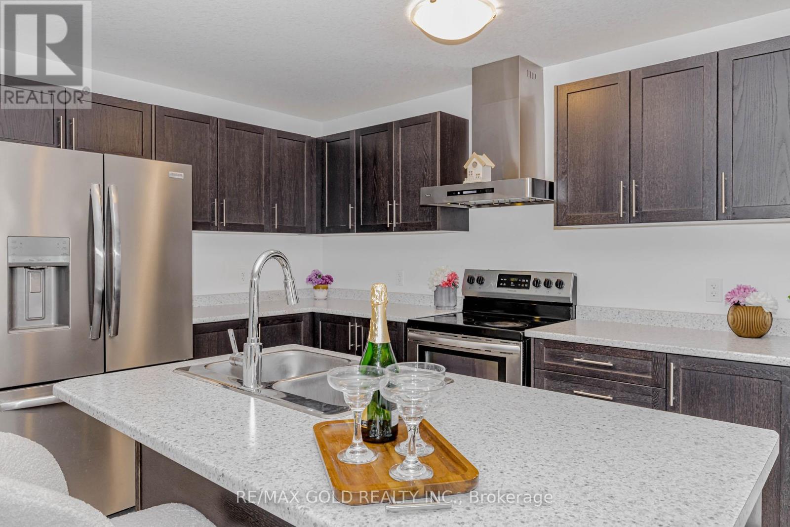 75 Pony Way, Kitchener, Ontario  N2R 0R8 - Photo 17 - X12957362