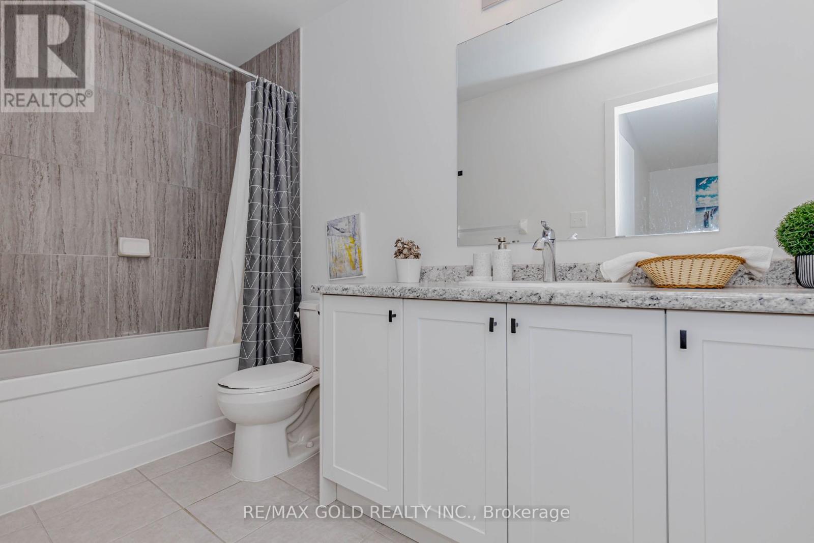 75 Pony Way, Kitchener, Ontario  N2R 0R8 - Photo 28 - X12957362