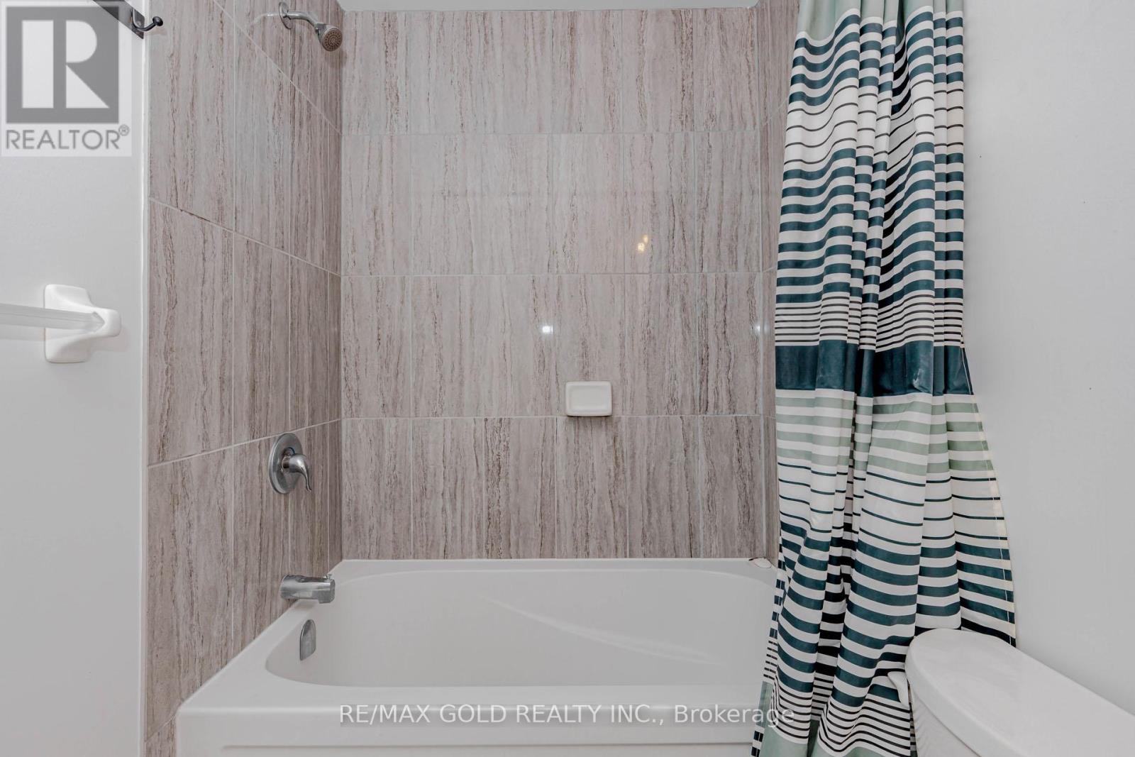 75 Pony Way, Kitchener, Ontario  N2R 0R8 - Photo 30 - X12957362