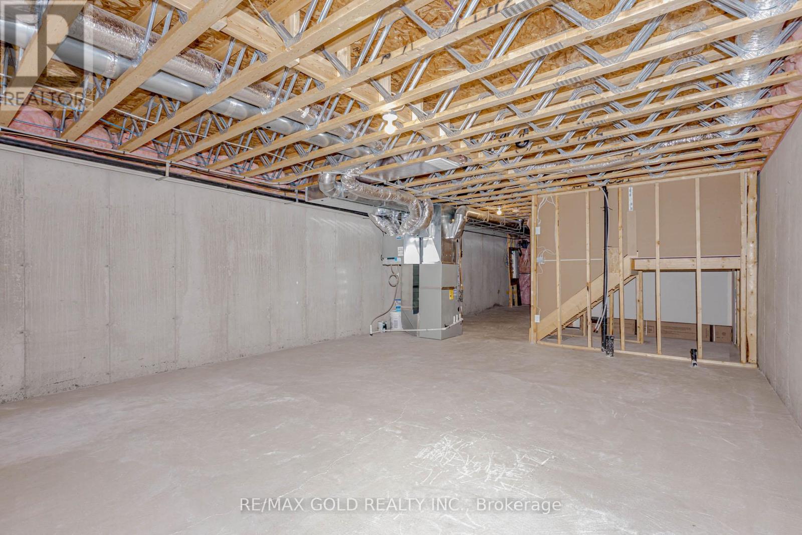 75 Pony Way, Kitchener, Ontario  N2R 0R8 - Photo 33 - X12957362