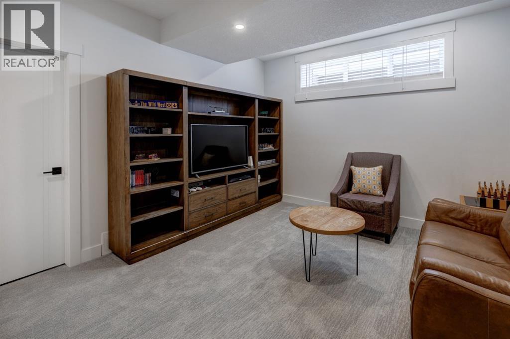 1709 19 Avenue NW, Calgary, Alberta  T2M 1B4 - Photo 37 - A2290312