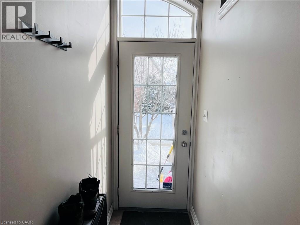 5053 Bidwell Common, Burlington, Ontario  L7L 0A4 - Photo 2 - 40800966