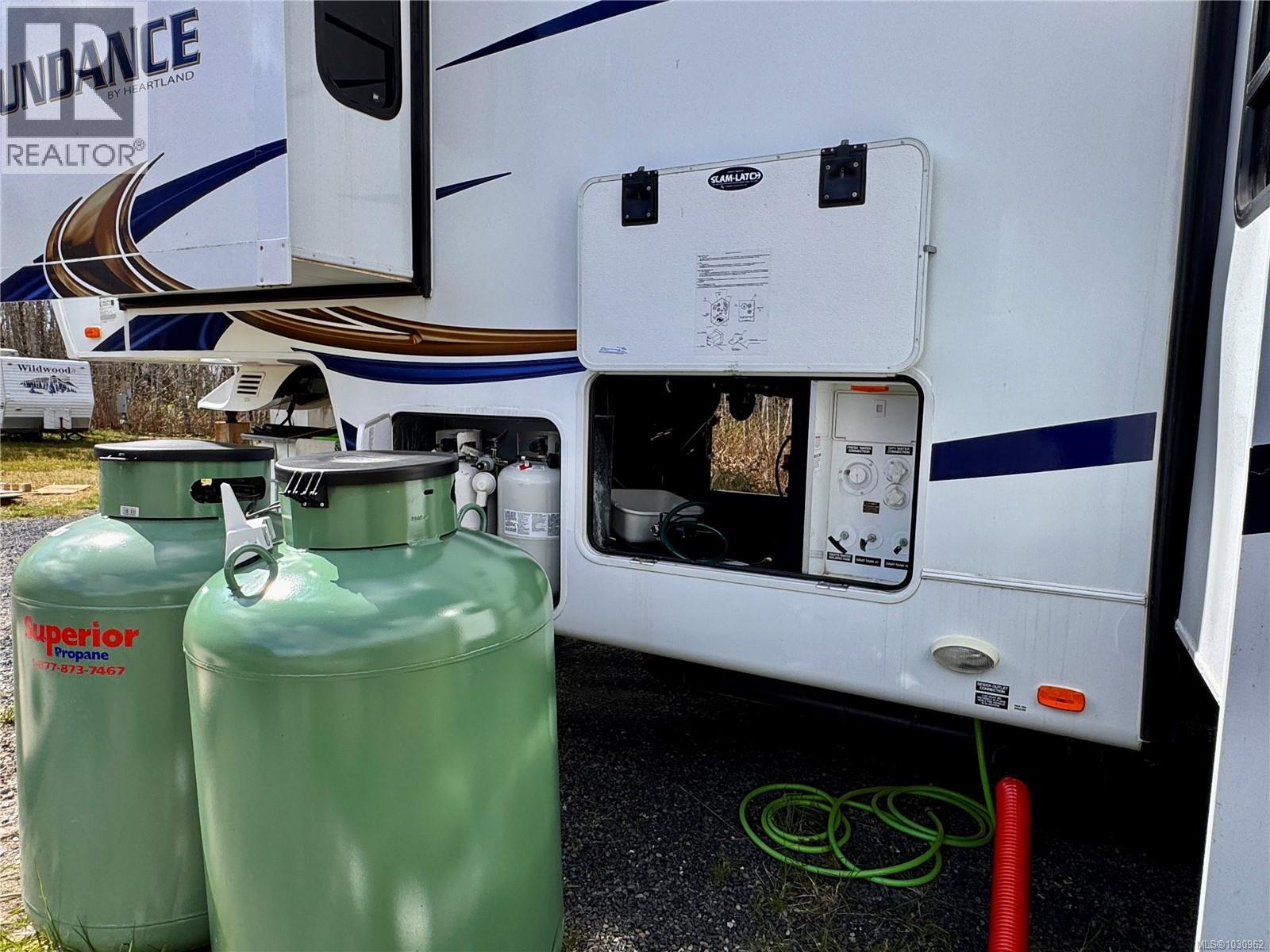 1182 Fourth Ave, Ucluelet, British Columbia  V0R 3A0 - Photo 13 - 1030962