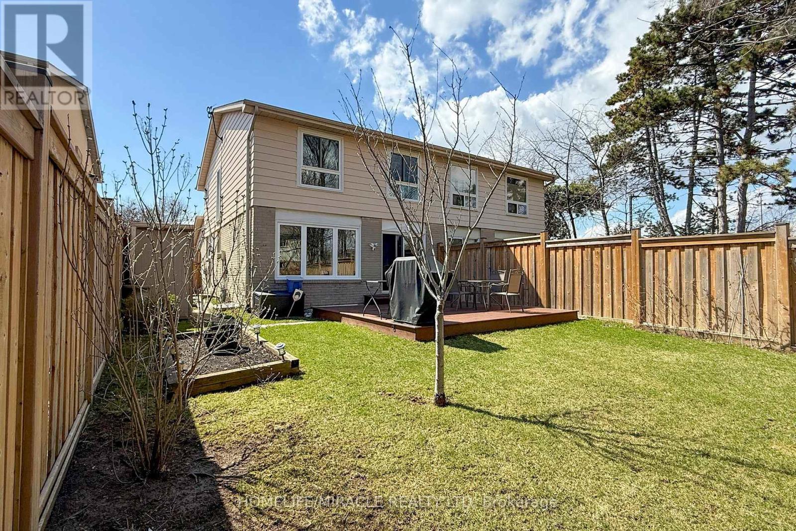 3489 Woodhurst Crescent, Mississauga, Ontario  L5L 1N3 - Photo 38 - W12957390