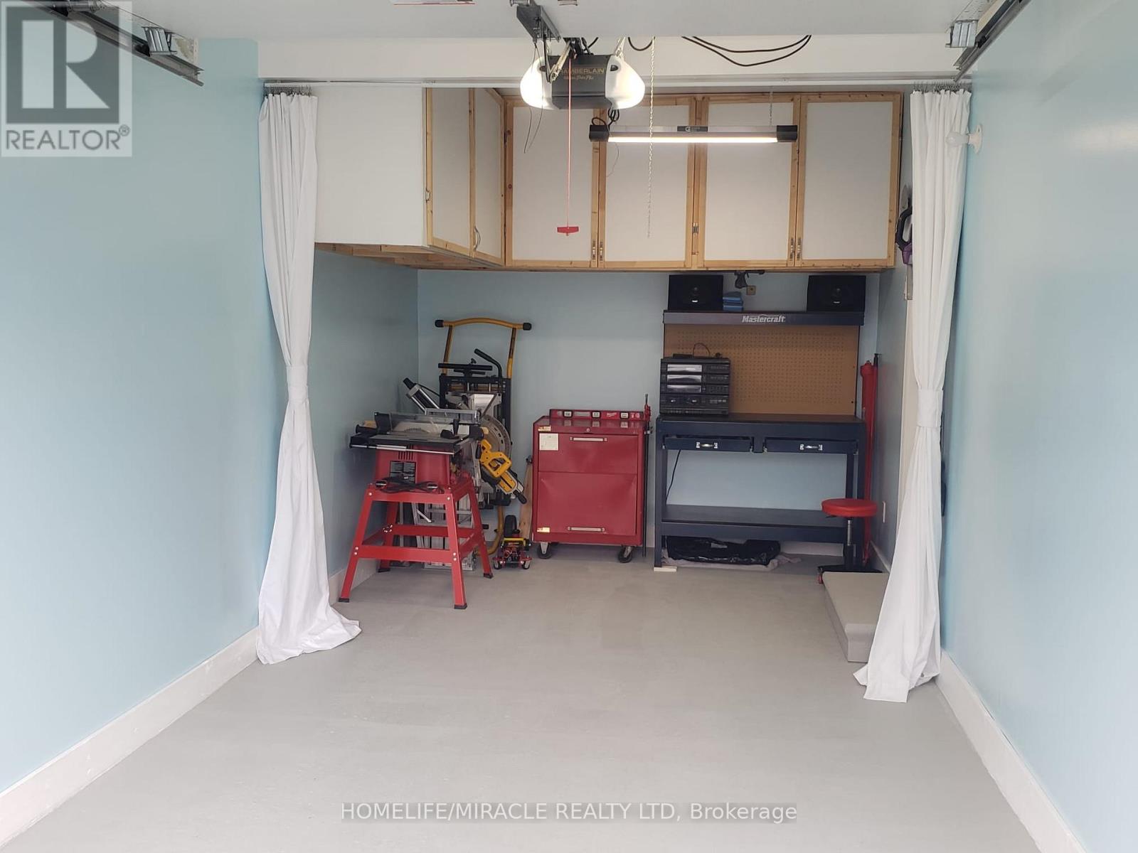 3489 Woodhurst Crescent, Mississauga, Ontario  L5L 1N3 - Photo 45 - W12957390