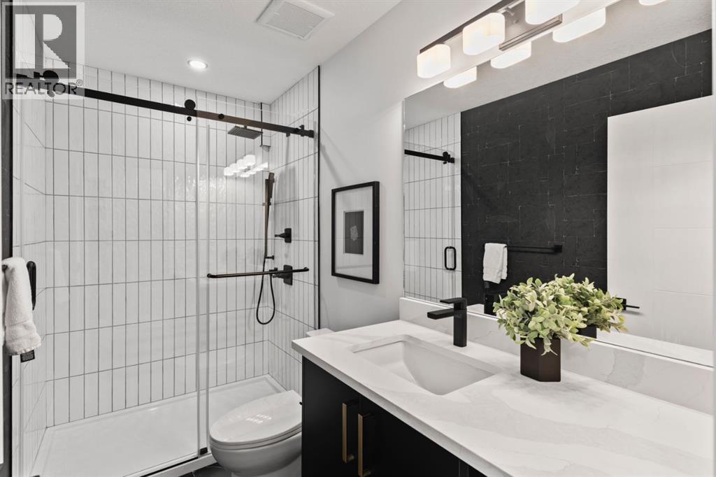 4940 45 Street SW, Calgary, Alberta  T3E 3W4 - Photo 9 - A2264944