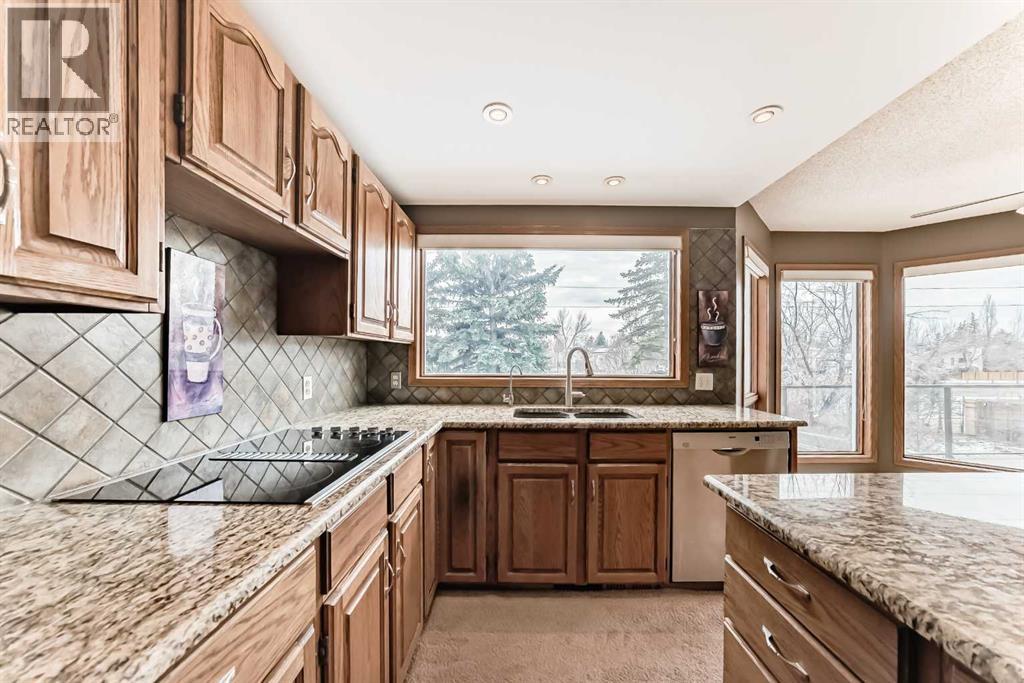 27 Suncanyon Park SE, Calgary, Alberta  T2X 2Z2 - Photo 17 - A2292171