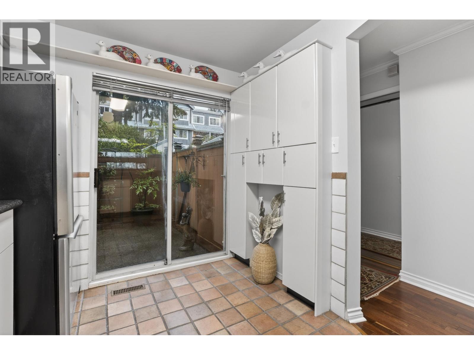 8489 Nanaimo Street, Vancouver, British Columbia  V5P 4V8 - Photo 6 - R3105728