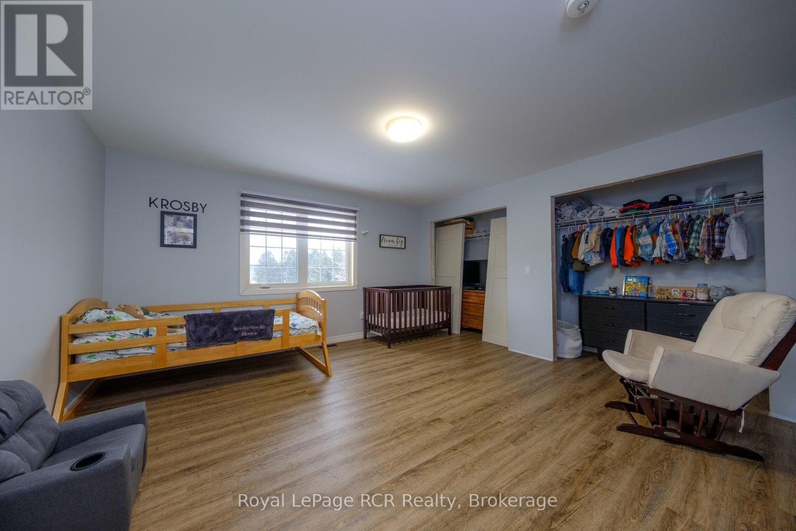 482 Wolsley Street, Huron-Kinloss, Ontario N0G 2H0 - Photo 23 - X12957408