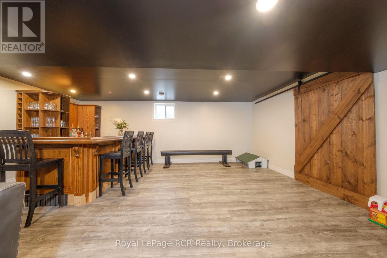 482 Wolsley Street, Huron-Kinloss, Ontario N0G 2H0 - Photo 28 - X12957408