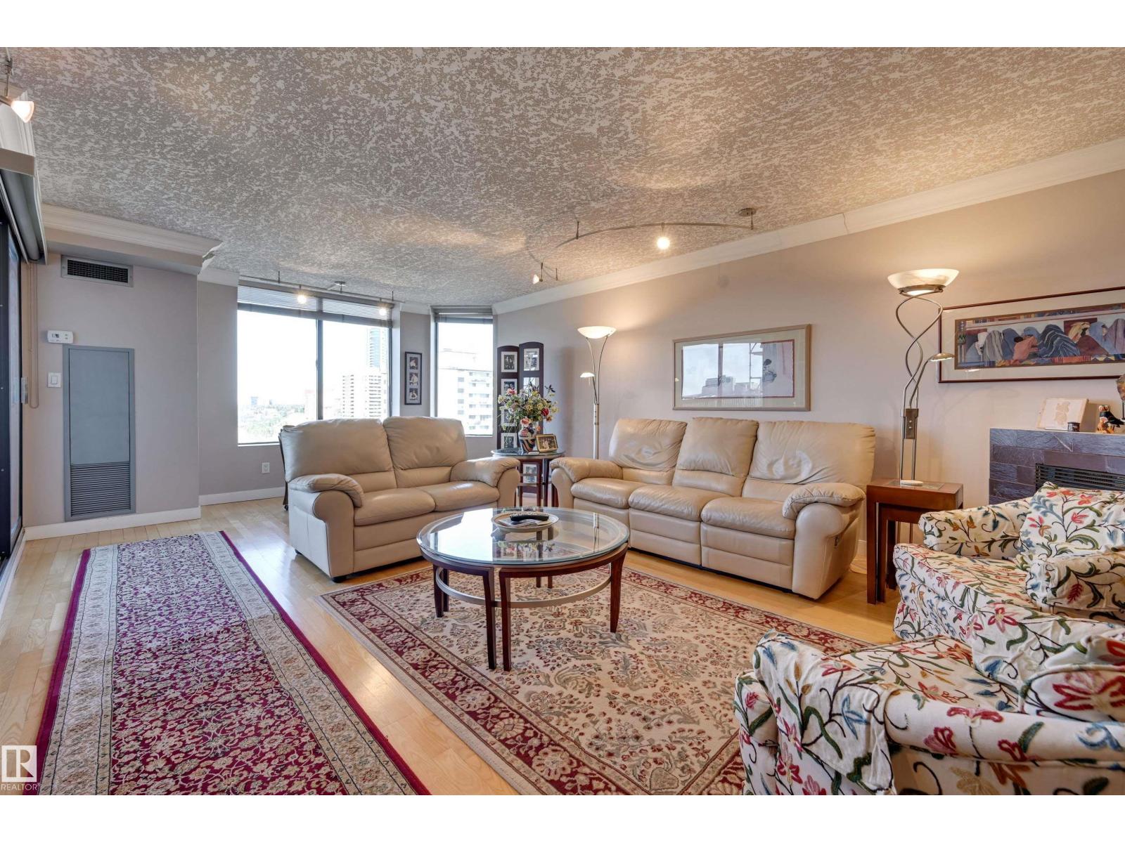 #1102 11503 100 Av Nw, Edmonton, Alberta  T5K 2K7 - Photo 4 - E4480687