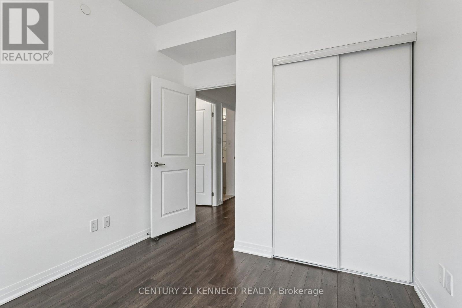 12 - 670 Atwater Avenue, Mississauga, Ontario  L5G 4K7 - Photo 10 - W12957312