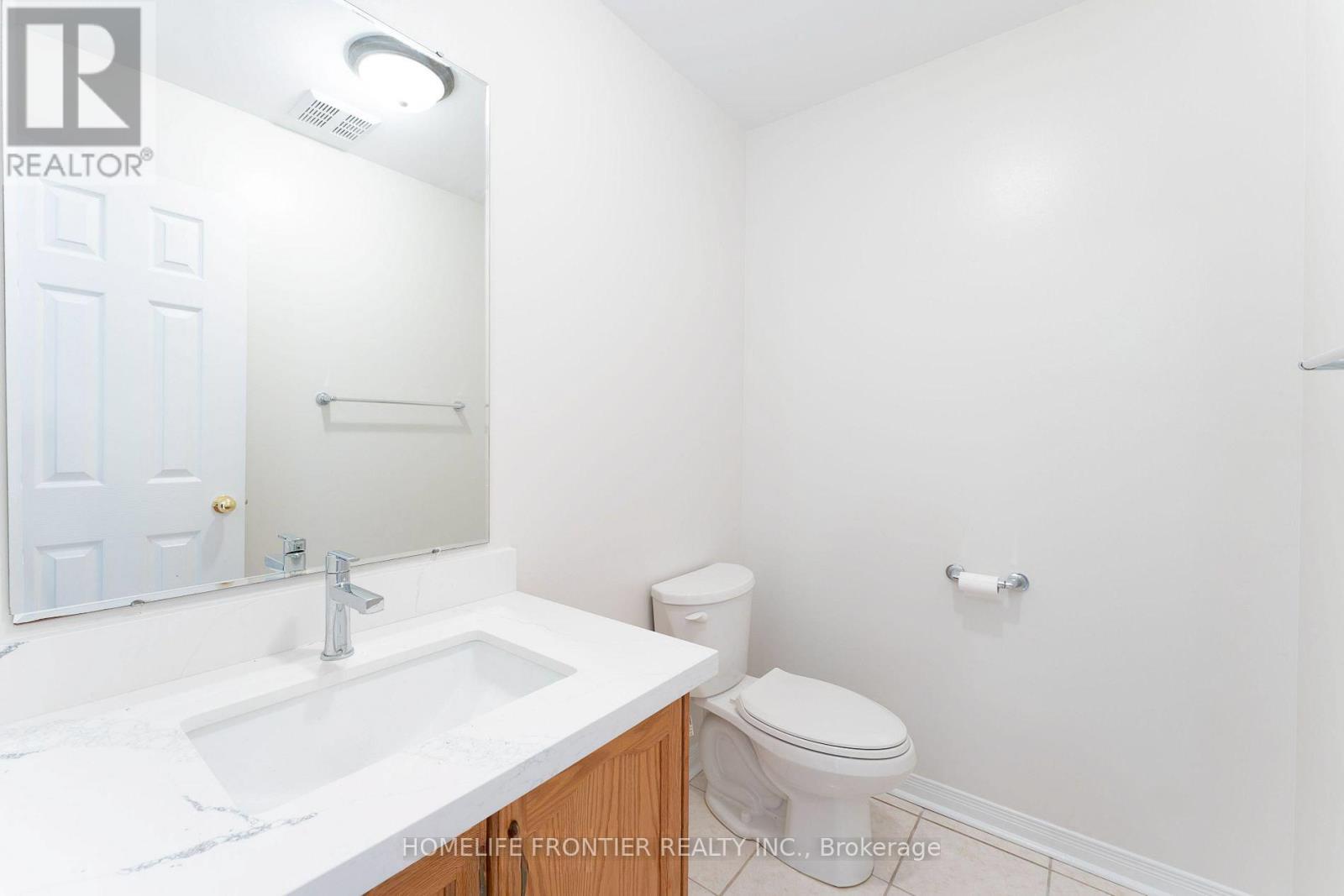 100 Selkirk Drive, Richmond Hill, Ontario  L4B 4S4 - Photo 21 - N12957402