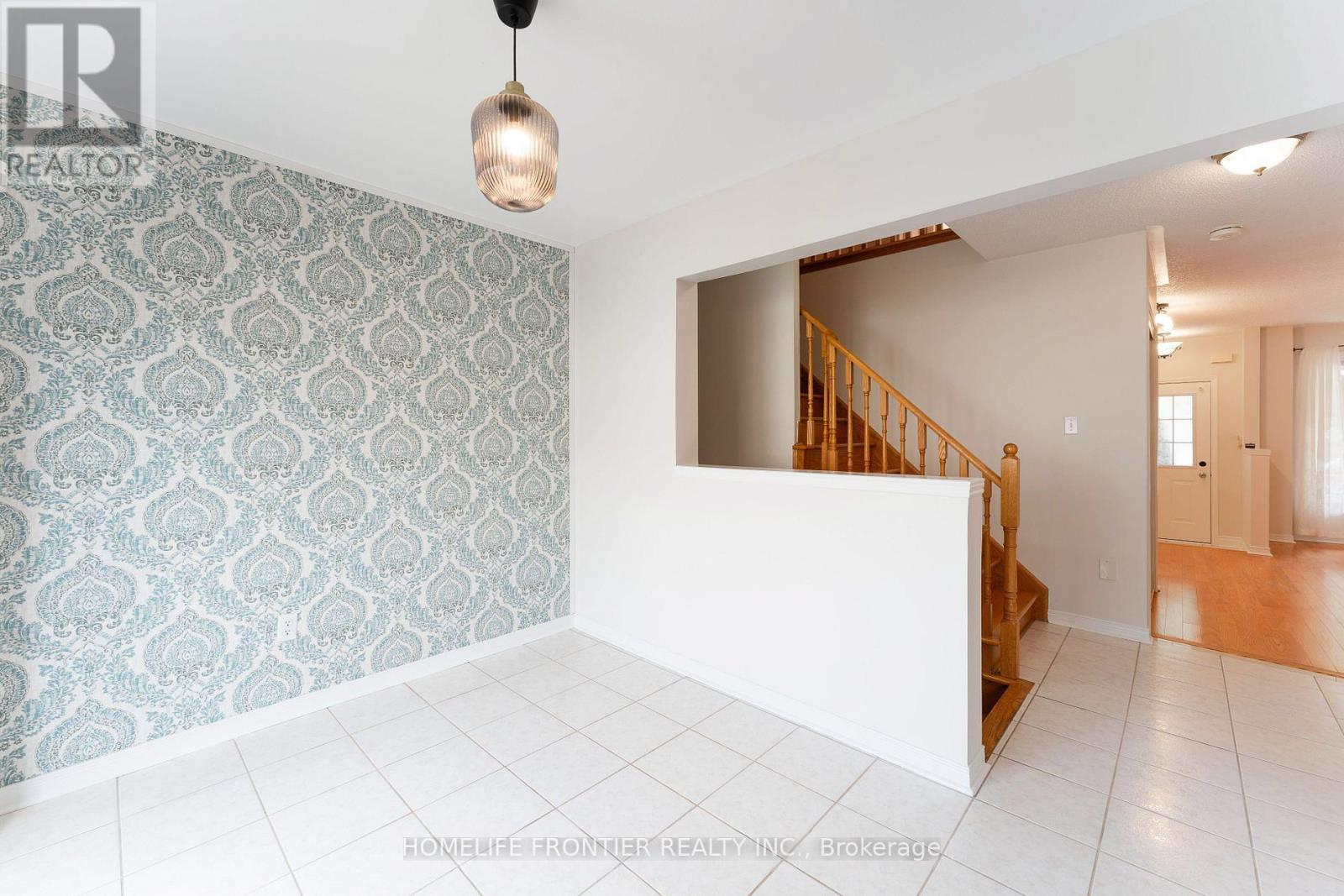 100 Selkirk Drive, Richmond Hill, Ontario  L4B 4S4 - Photo 23 - N12957402