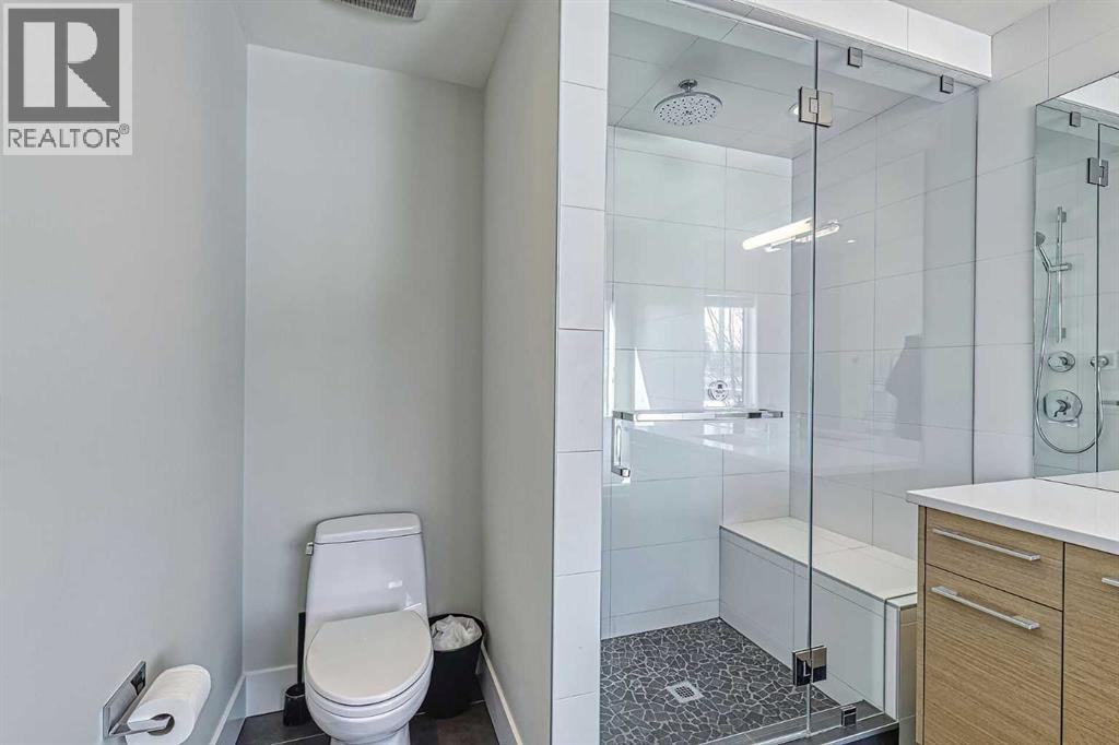 2418 24a Street SW, Calgary, Alberta  T3E 1W1 - Photo 21 - A2295875