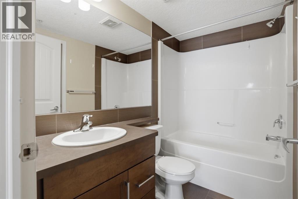 3216, 115 Prestwick Villas SE, Calgary, Alberta  T2Z 4P4 - Photo 17 - A2297663