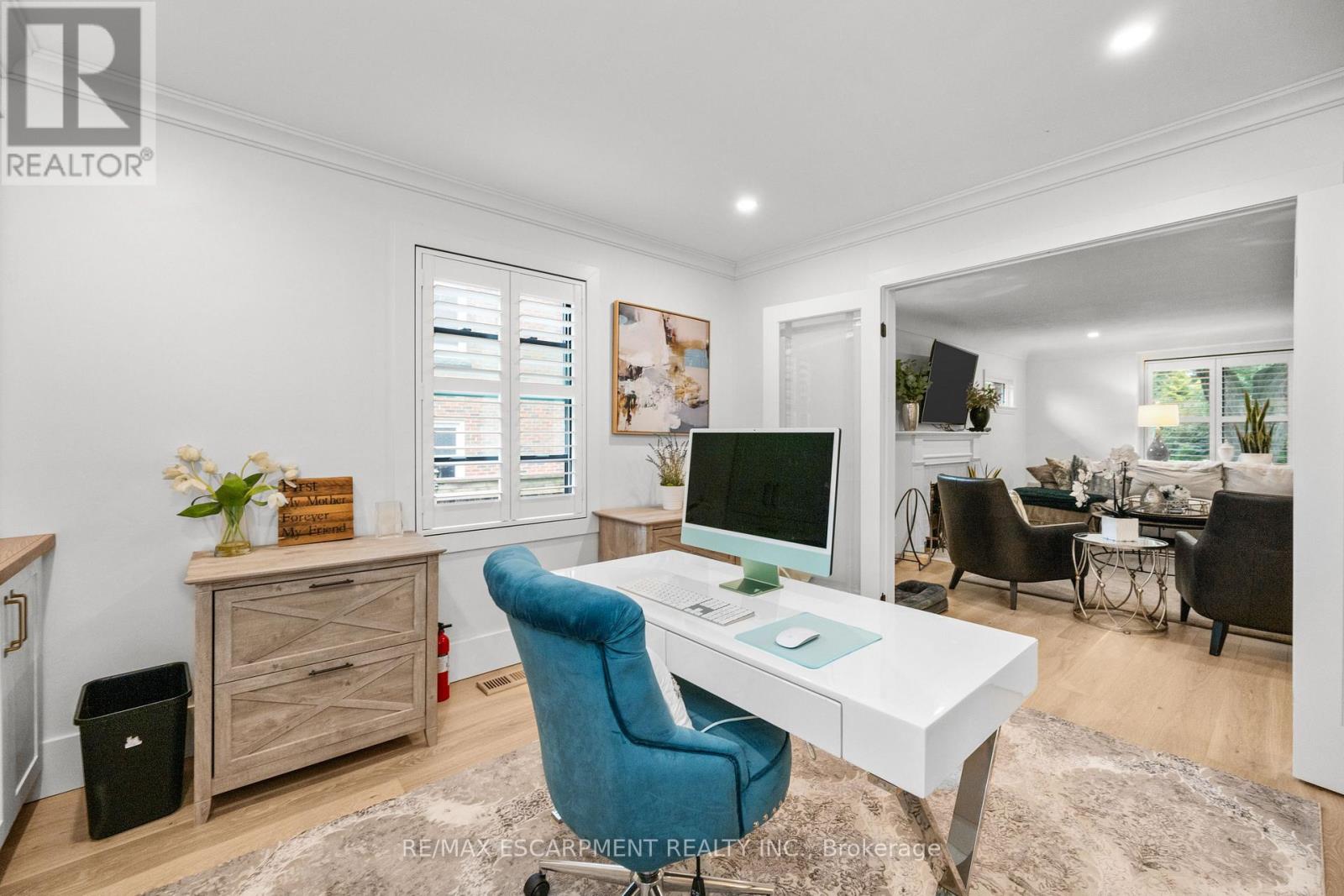 1390 Halifax Place, Burlington, Ontario  L7S 1J6 - Photo 9 - W12957398