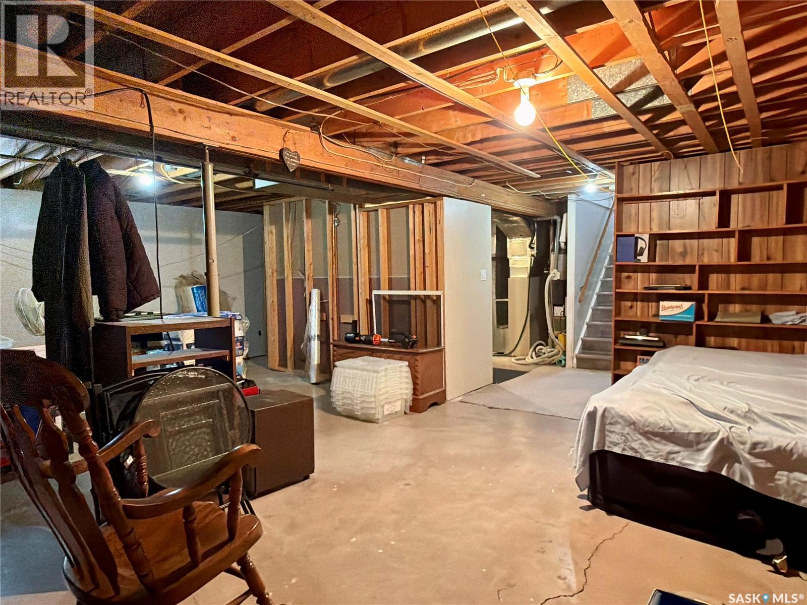 518 Upland Drive, Regina, Saskatchewan  S4R 6E3 - Photo 22 - SK031886