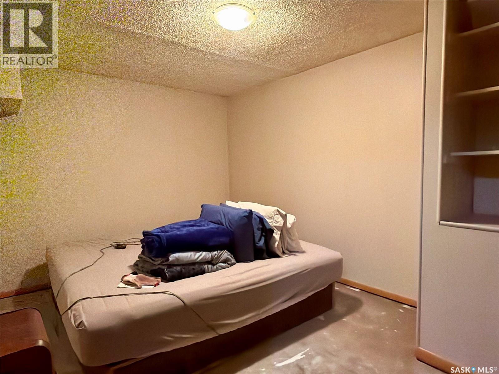 518 Upland Drive, Regina, Saskatchewan  S4R 6E3 - Photo 25 - SK031886