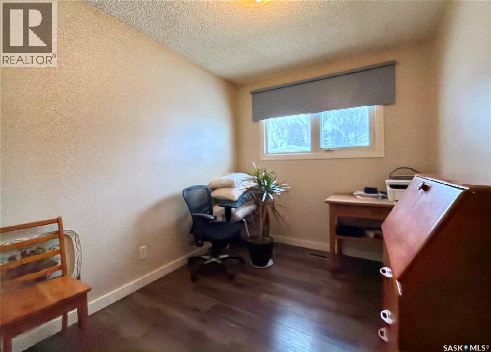 518 Upland Drive, Regina, Saskatchewan  S4R 6E3 - Photo 9 - SK031886