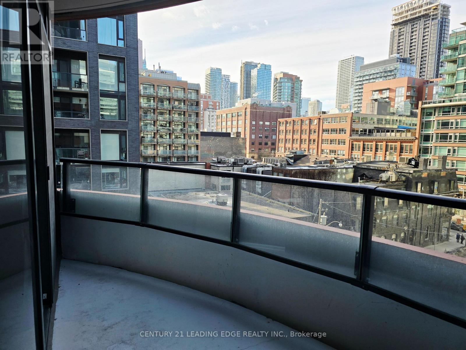 617 - 180 Front Street E, Toronto, Ontario  M5A 2P5 - Photo 8 - C12818974