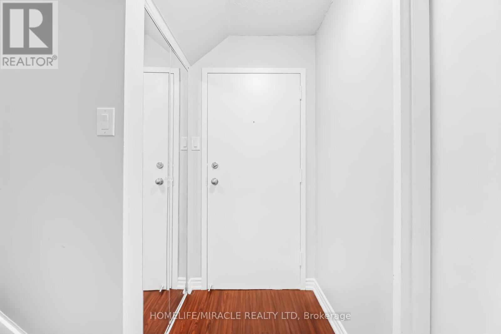 103 - 140 Ling Road, Toronto, Ontario  M1E 4V9 - Photo 4 - E12915756