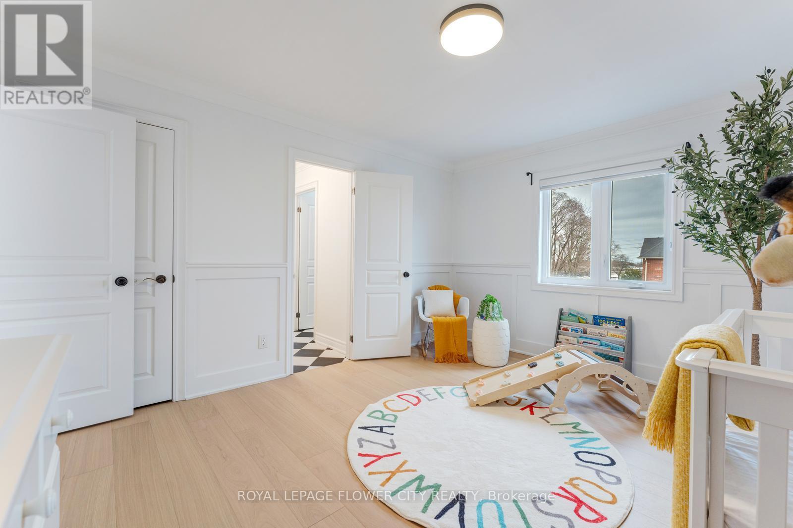 19 Connorvale Avenue, Toronto, Ontario M8W 3Z9 - Photo 31 - W12954280