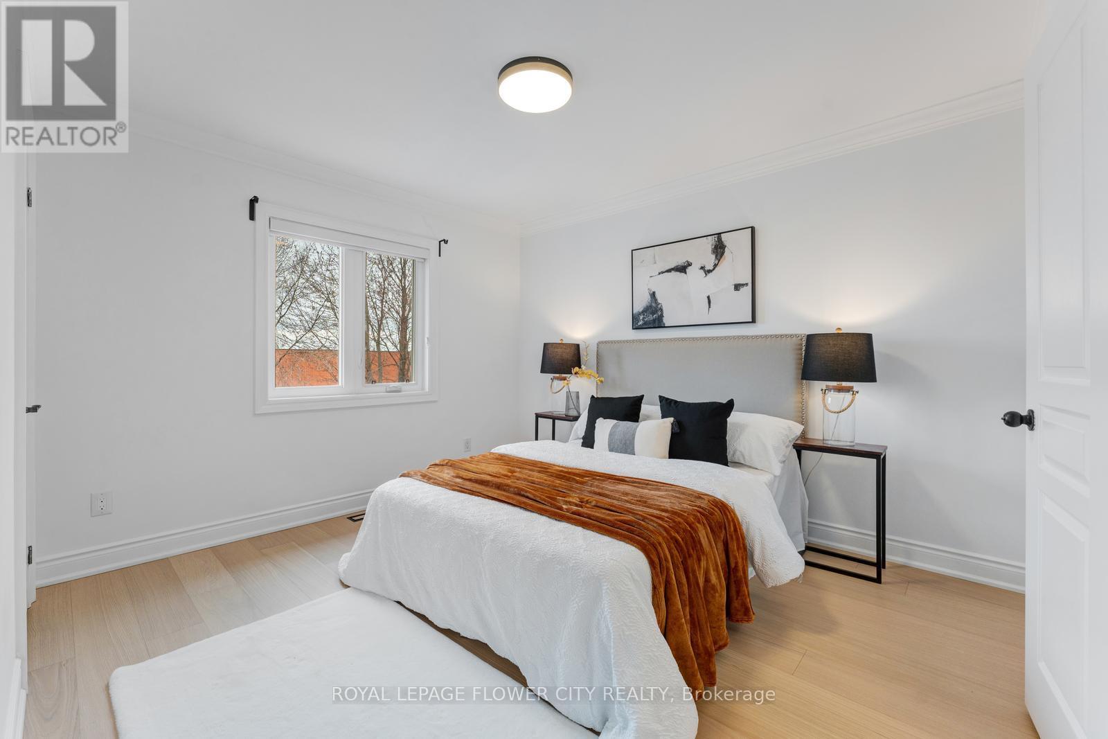 19 Connorvale Avenue, Toronto, Ontario M8W 3Z9 - Photo 35 - W12954280