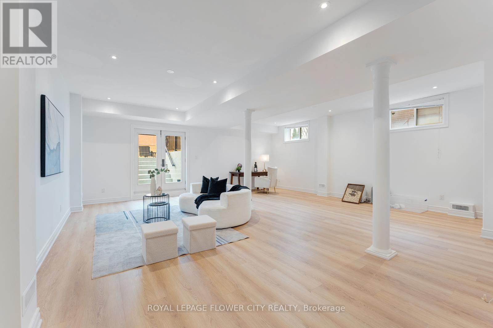 19 Connorvale Avenue, Toronto, Ontario M8W 3Z9 - Photo 41 - W12954280