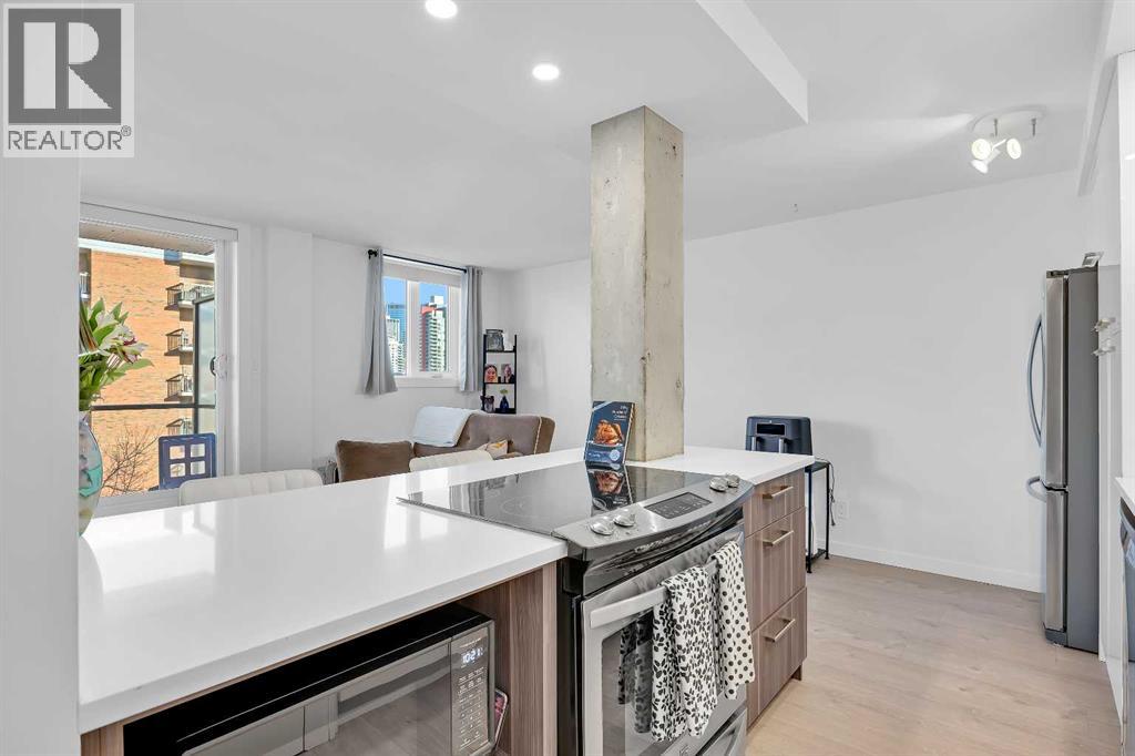 701, 1111 15 Avenue Sw, Calgary, Alberta  T2R 0S8 - Photo 3 - A2285442