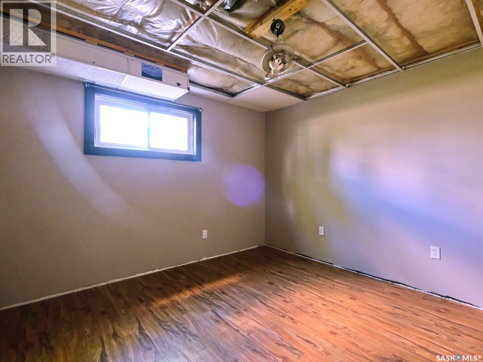 304 2nd Avenue E, Biggar, Saskatchewan  S0K 0M0 - Photo 36 - SK031854