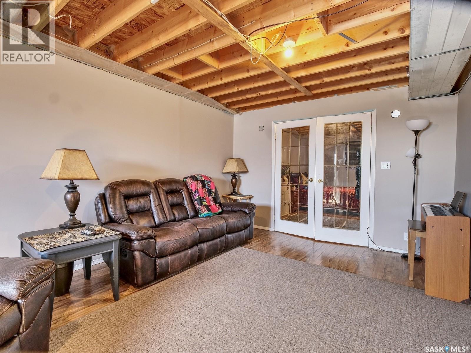 304 2nd Avenue E, Biggar, Saskatchewan  S0K 0M0 - Photo 32 - SK031854