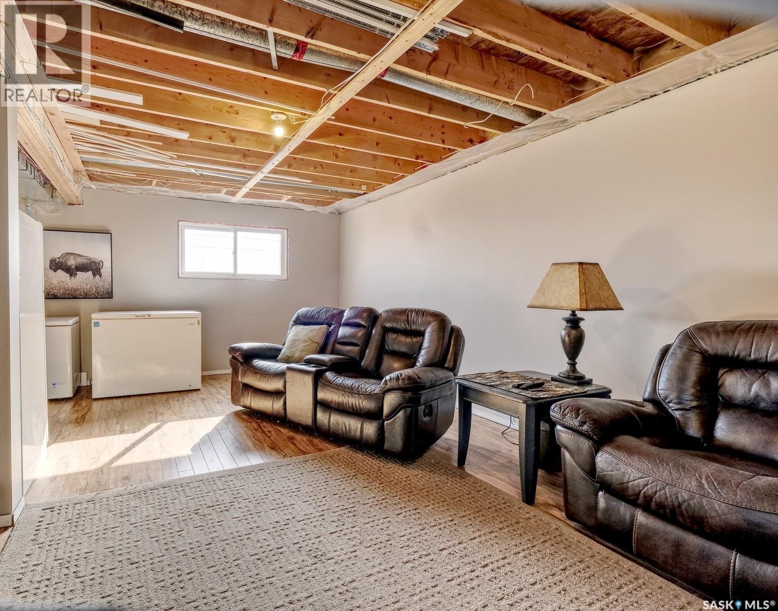 304 2nd Avenue E, Biggar, Saskatchewan  S0K 0M0 - Photo 28 - SK031854