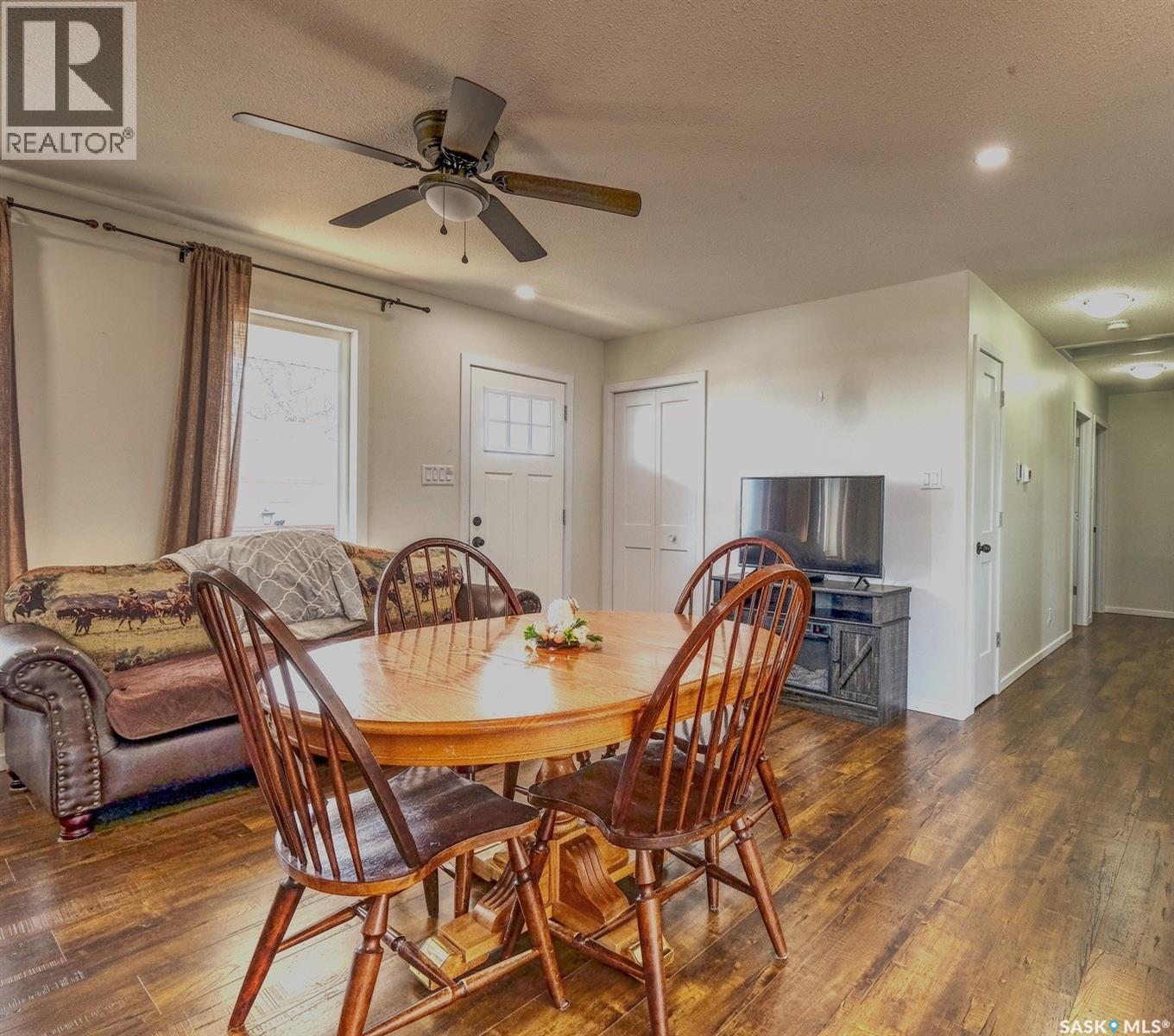 304 2nd Avenue E, Biggar, Saskatchewan  S0K 0M0 - Photo 37 - SK031854