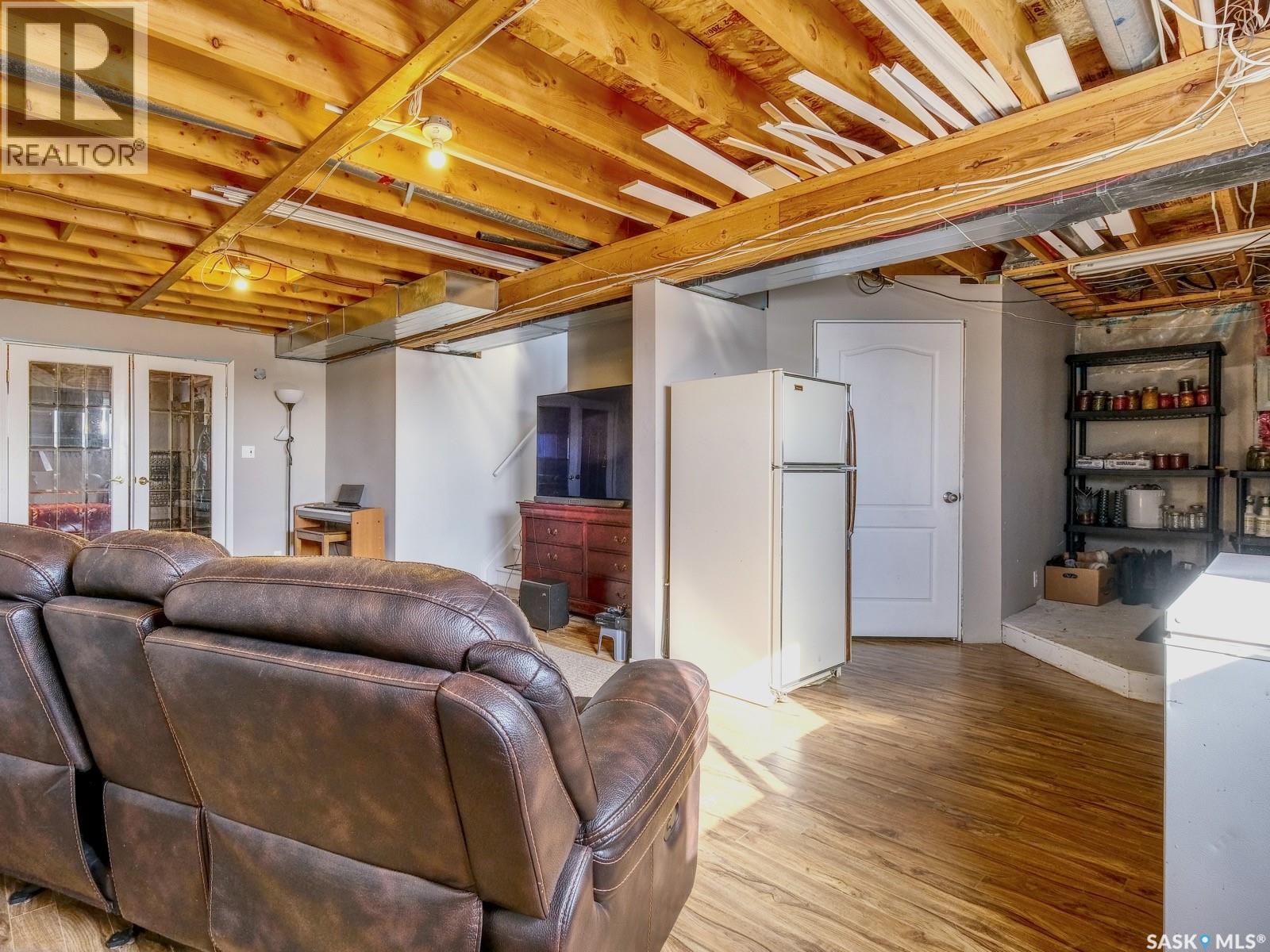 304 2nd Avenue E, Biggar, Saskatchewan  S0K 0M0 - Photo 29 - SK031854