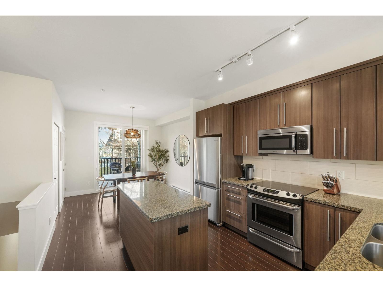 32 8250 209b Street, Langley, British Columbia  V2Y 0J7 - Photo 4 - R3105886