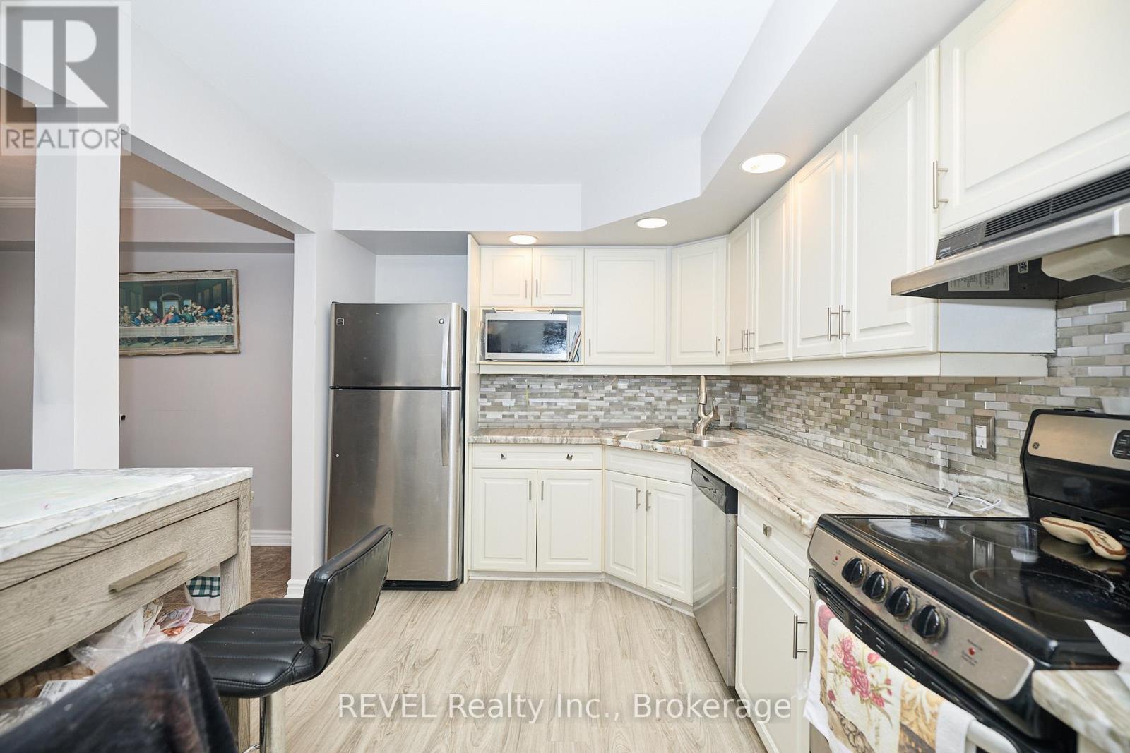 106 - 1061 Vansickle Road, St. Catharines, Ontario  L2S 2X4 - Photo 3 - X12957456