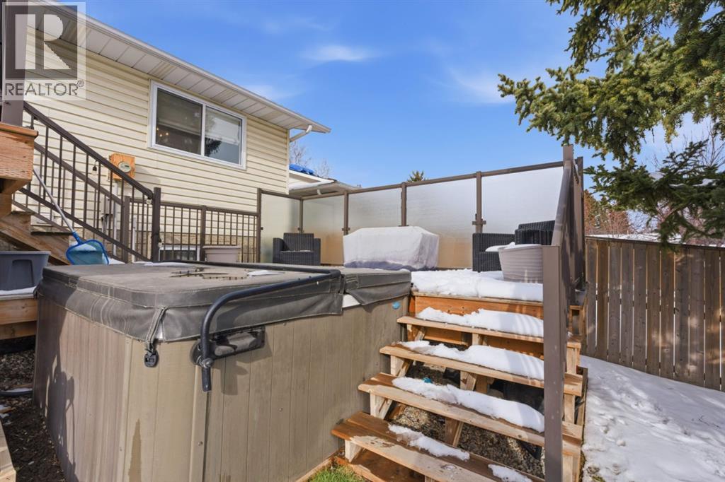 8411 Silver Springs Road NW, Calgary, Alberta  T3B 4A6 - Photo 40 - A2298472