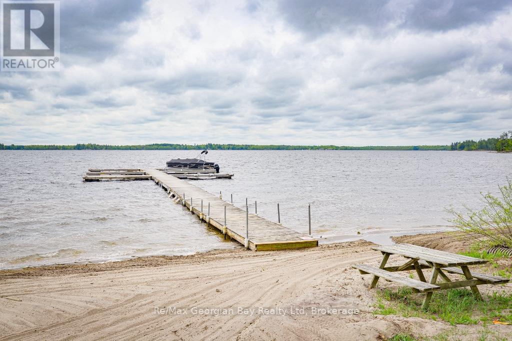 1230 Grandview Lodg Road, Severn, Ontario P0E 1N0 - Photo 27 - S12957428