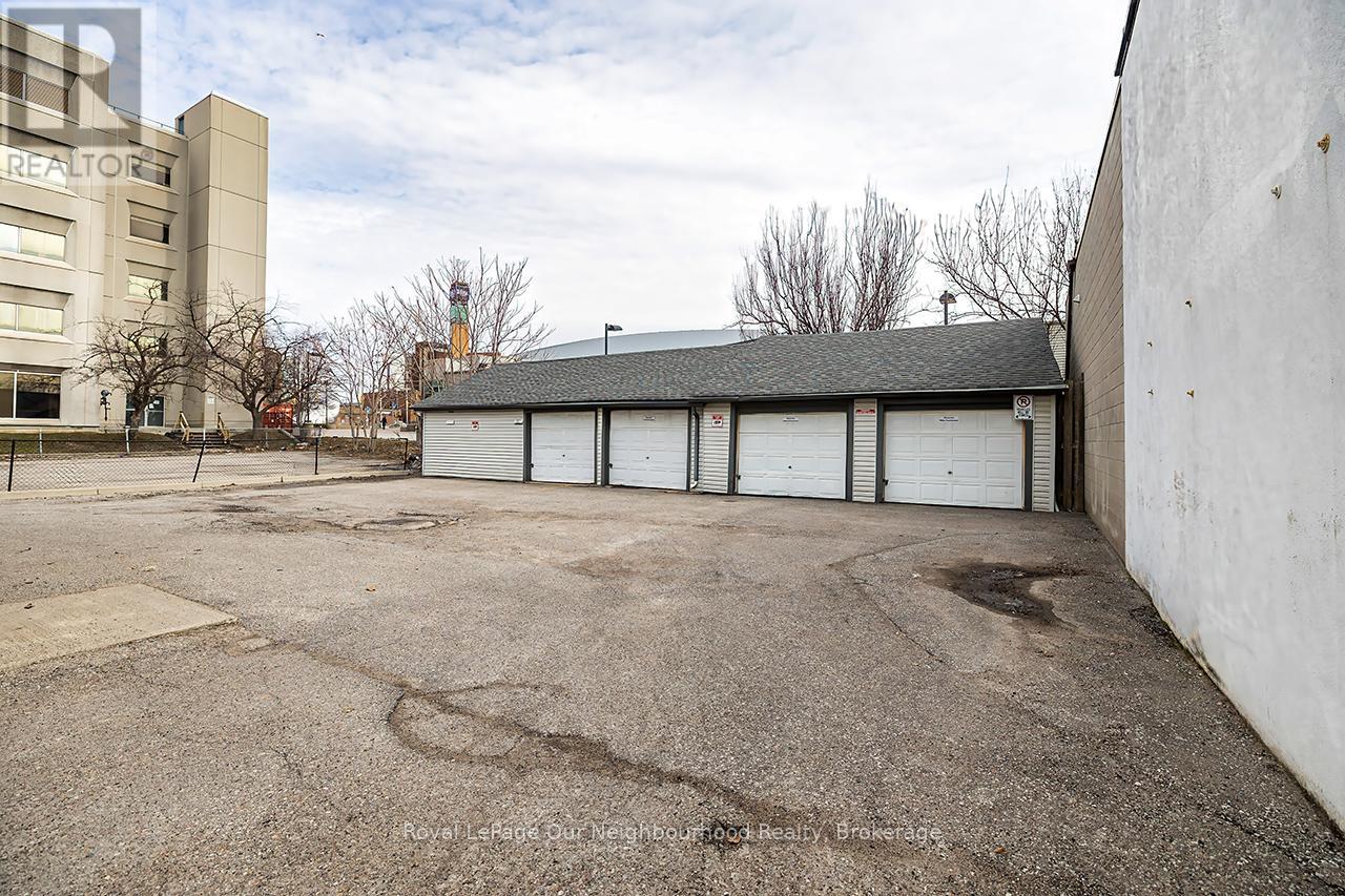 71 Albert Street, Oshawa, Ontario  L1H 4R1 - Photo 8 - E12957466