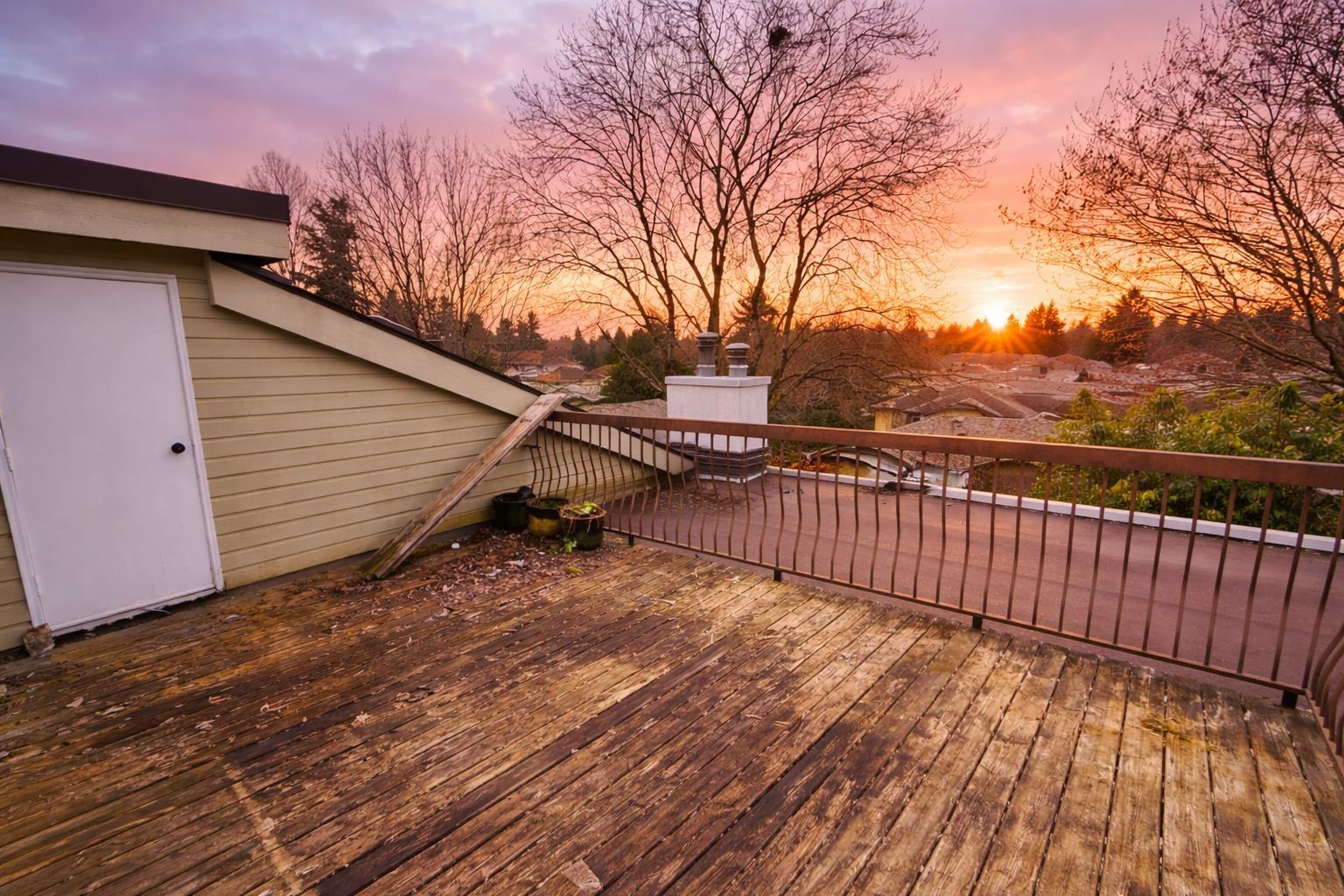 204 7165 133 STREET, Surrey, British Columbia